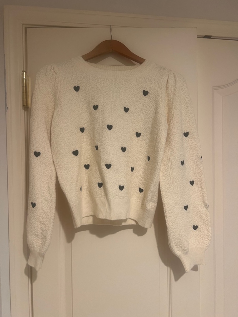 Sadie & Sage Cream Sweater with Black Heart Motif-sz kids lg-NWT